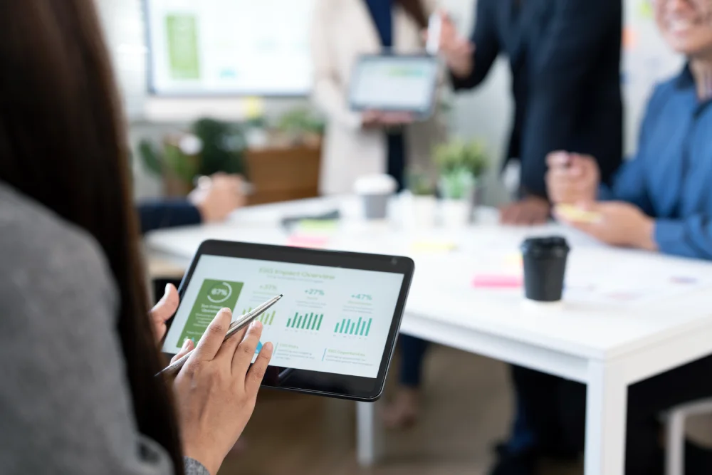 Australian business discussing scalable outsourced payroll solutions with payroll experts
